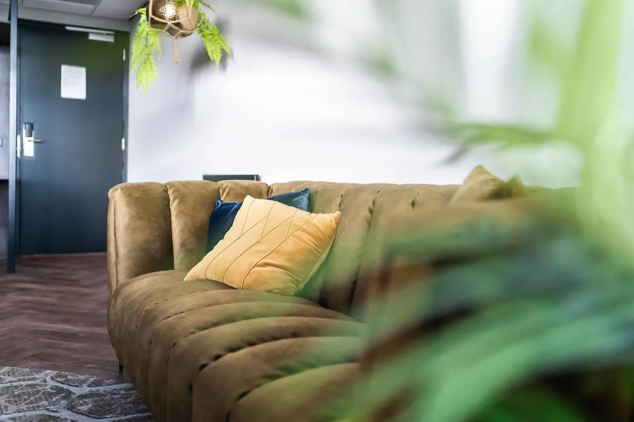 Onderwijshotel De Rooi Pannen Эйндховен Отель