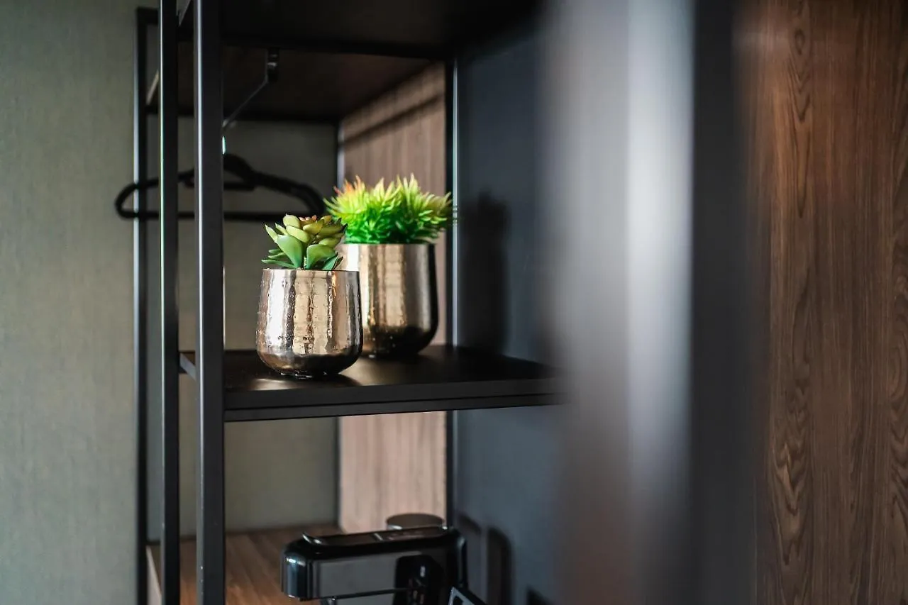 Отель Onderwijshotel De Rooi Pannen Эйндховен